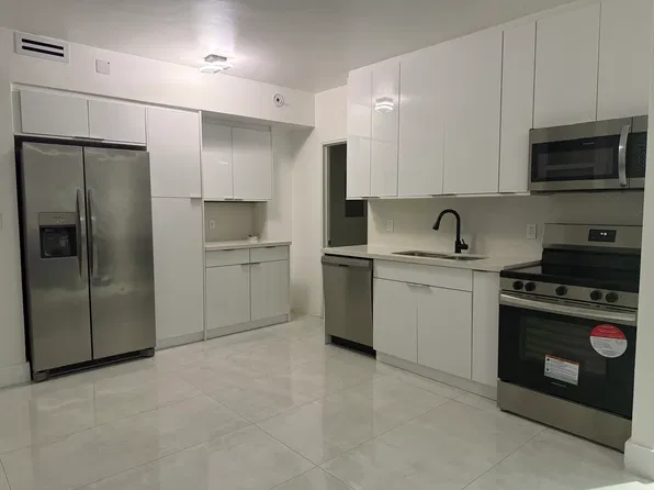 10185 Collins Ave APT 209, Bal Harbour, FL 33154