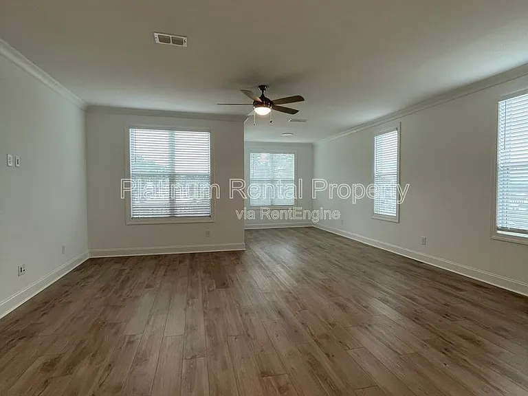 5221 Riden Ct — Photo 47
