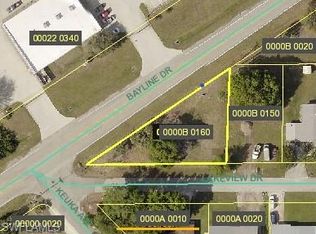 208 Lakeview Dr, North Fort Myers, FL 33917