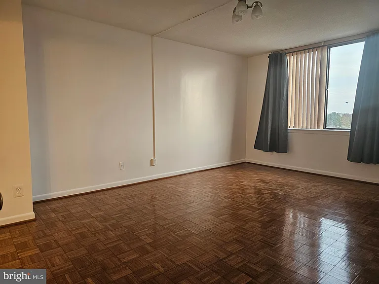 3709 S George Mason Dr #710 — Photo 44