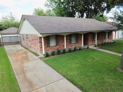 8826 Rowan Ln, Houston, TX, 77036