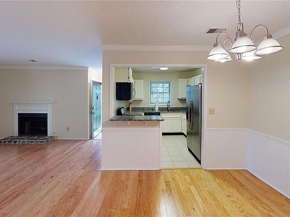 4th image of 1403 Countryside Pl SE #1403