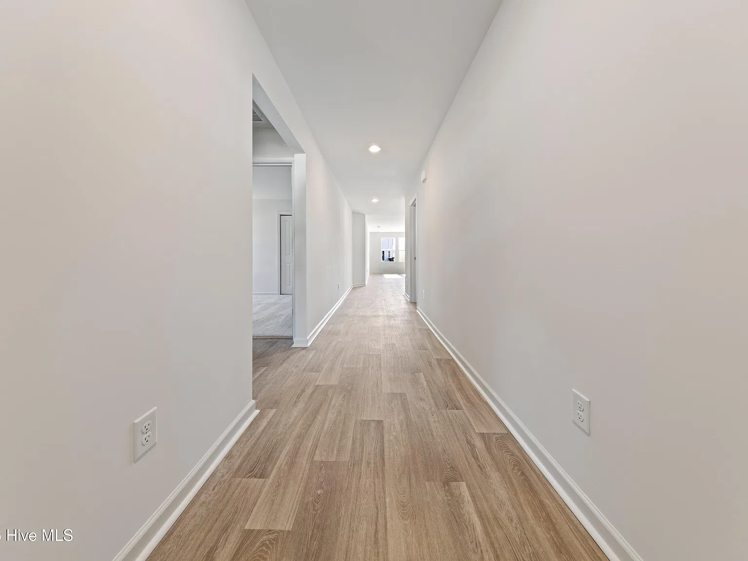 3 bed, 2.0 bath, $1,850 — Photo 3