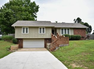 2615 W Sexton St, Springfield, MO 65810