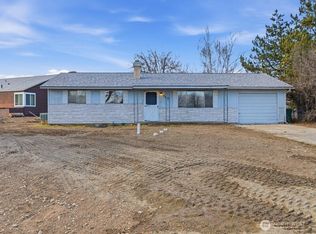 702 West Ridge Drive, Omak, WA 98841