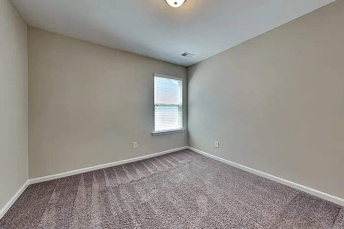 320 Beacons Field Rd — Photo 12