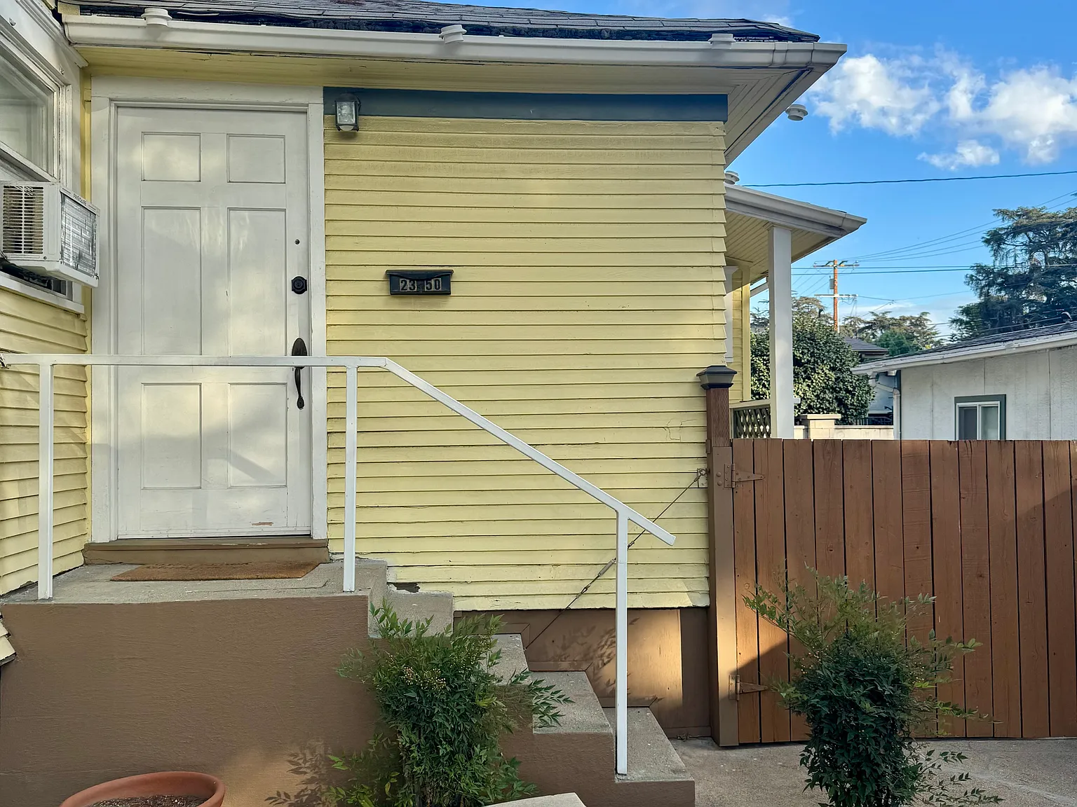 1 bed, 700 sqft, $1,950 — Photo 2
