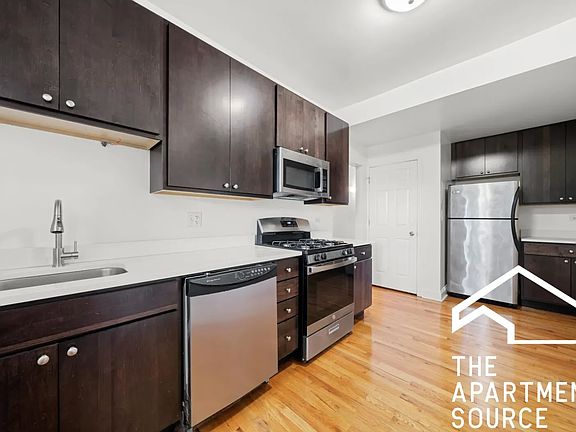4th image of 3424 W Parker Ave APT 2