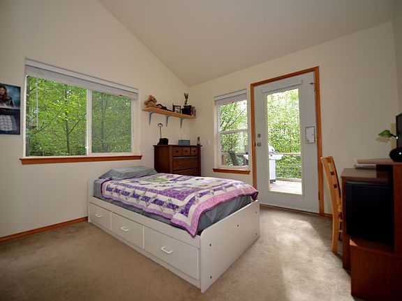 Main-Floor Bedroom 2