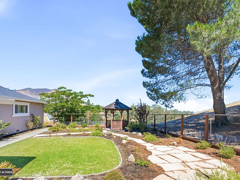157 Regency Dr — Photo 18
