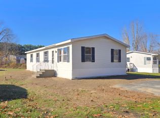 25 Village Dr, Lewiston, ME 04240