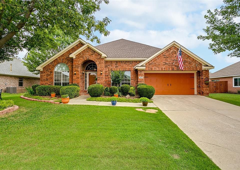 1st image of 3602 Hibiscus Dr