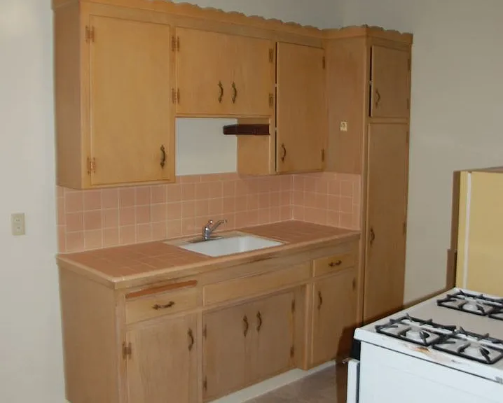 277 W Alamar Ave — Photo 5