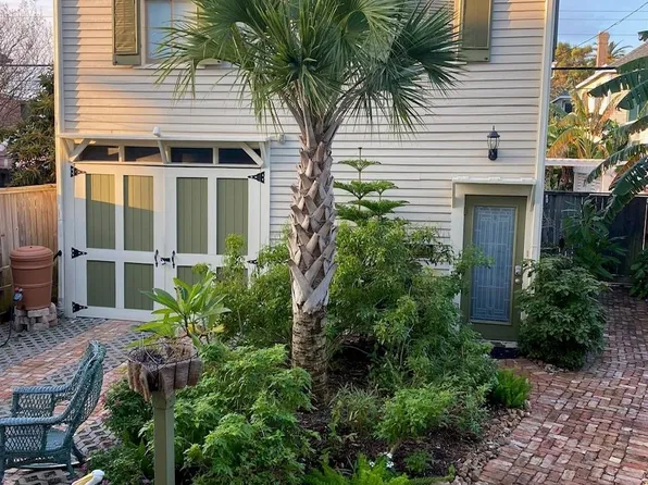 1812 Winnie Rear St, Galveston, TX 77550