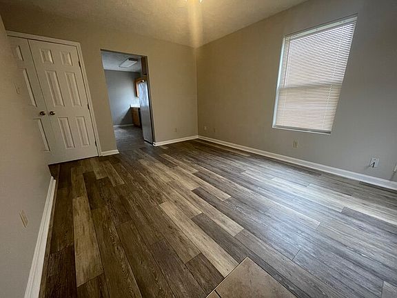 2nd image of 1975 Allison Ln NW APT 8