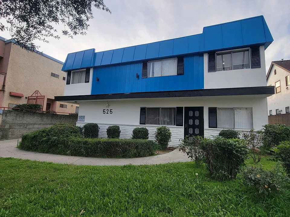 525 Fischer St #6