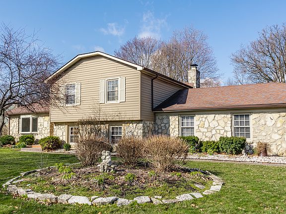 3rd image of 2605 Rollins Ct