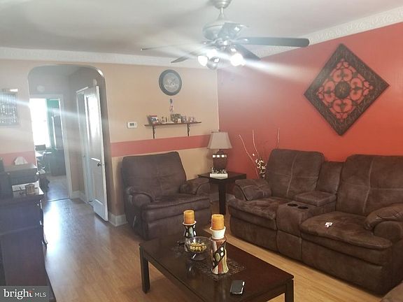2nd image of 4309 Palmetto St