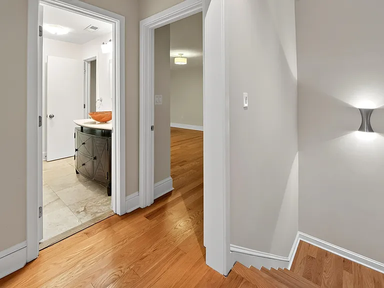 745 Sagamore Dr — Photo 20