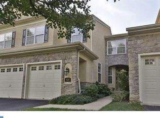 820 Creekview Dr, Blue Bell, PA 19422