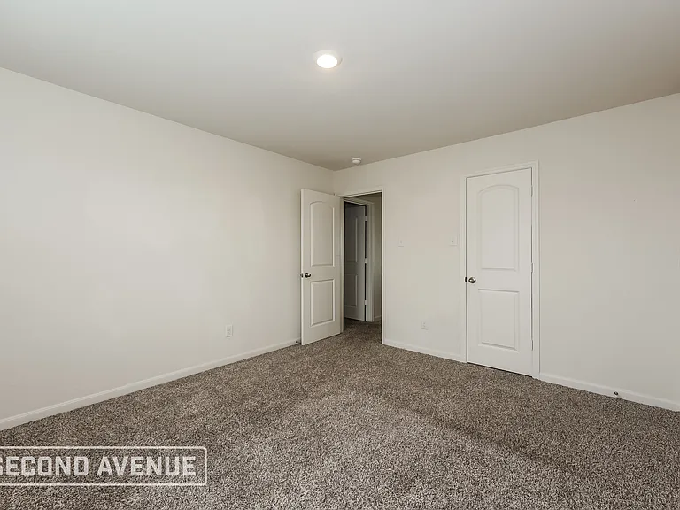 325 Condie Russell Ave — Photo 16