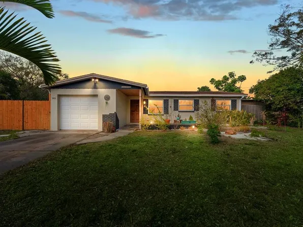 5432 63rd Way N, Saint Petersburg, FL 33709