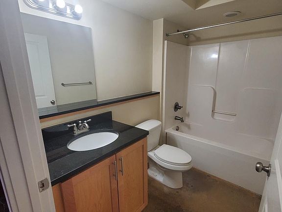 4th image of 301 N Dunlop St APT 120