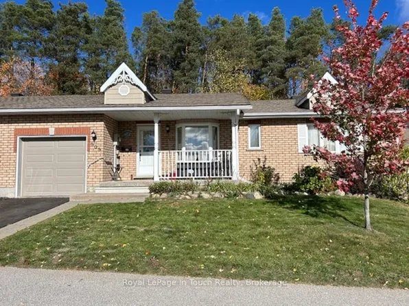 808 Jane Blvd, Midland, ON L4R 5M4