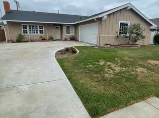 17312 Zeider Ln, Huntington Beach, CA 92647