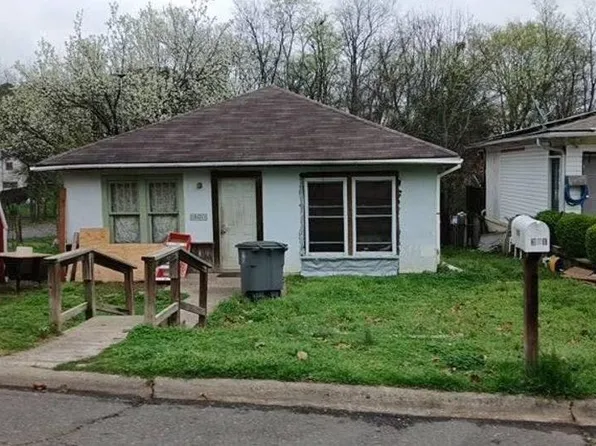 301 Bayles St, Hot Springs, AR 71913