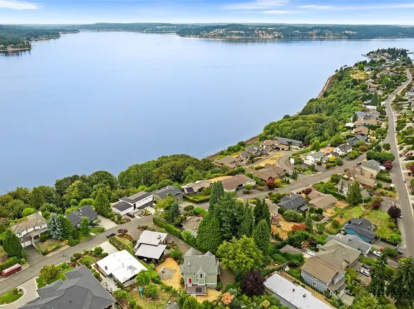 3721 Soundview Drive W, University Place, WA 98466