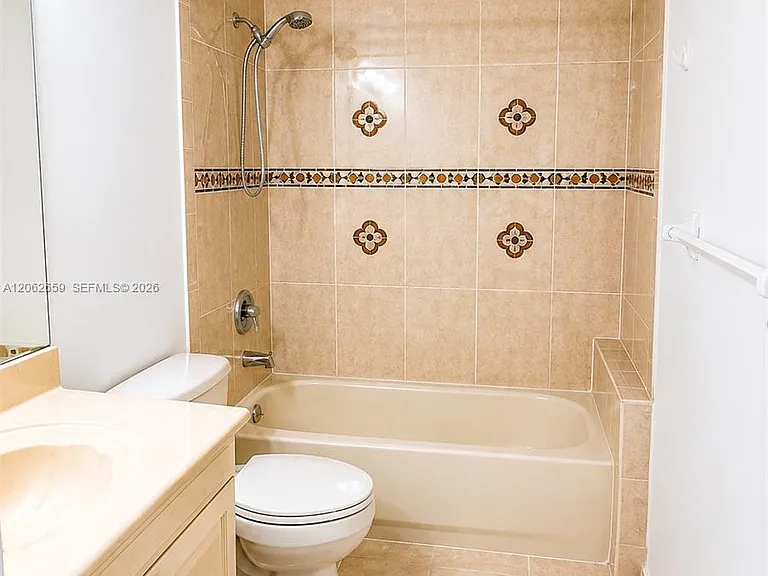 6560 NW 114th Ave #505 — Photo 7