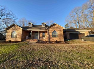 159 Parkway Sq, Pearcy, AR 71964