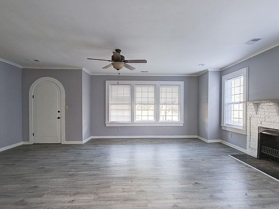 5th image of 329 Church St