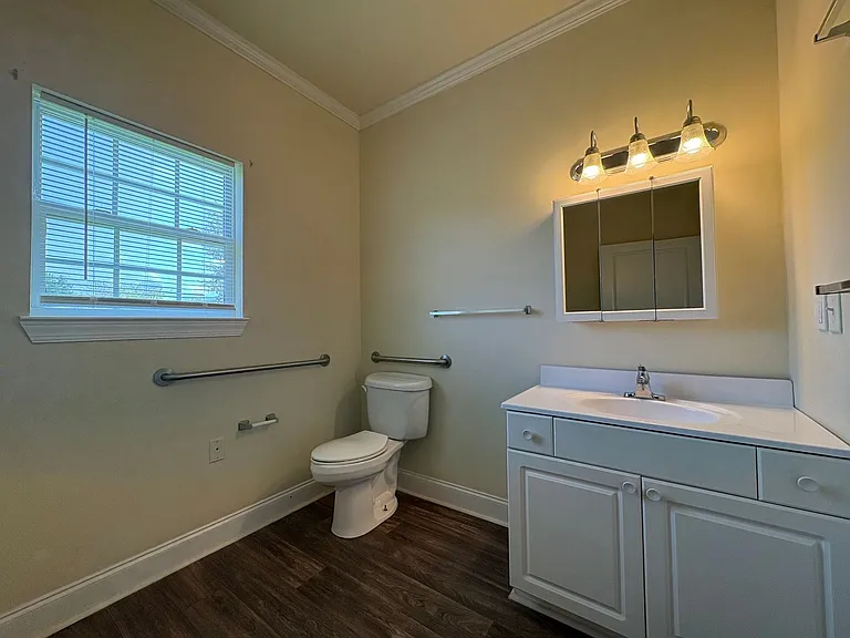 215 Yvon St — Photo 10