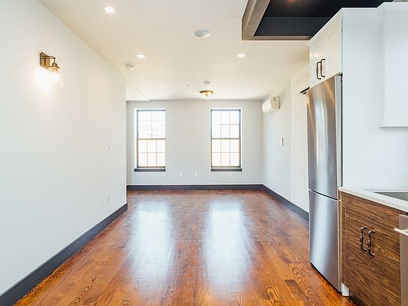3rd image of 703 Rogers Ave #2H