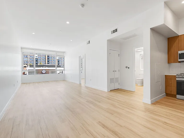 Uptown Lofts — Photo 88