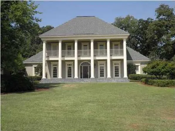 8360 Longneedle Dr, Montgomery, AL 36117