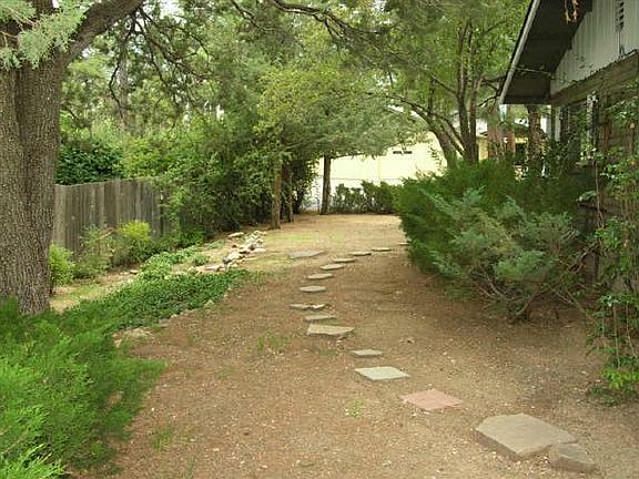 5th image of 1150 N DIXON Drive