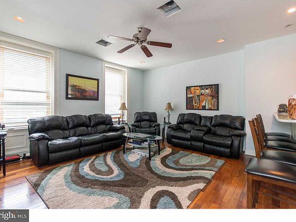 5th image of 1712 W Girard Ave #3