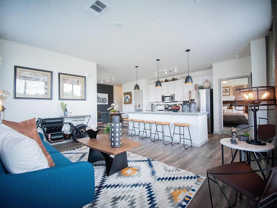 1st image of 1900 Kilgore Pkwy #4318