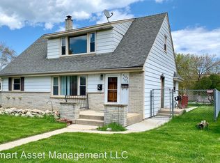 4626 S 14th St, Milwaukee, WI 53221