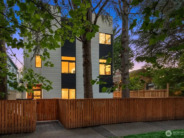 2735 59th Avenue SW, Seattle, WA 98116