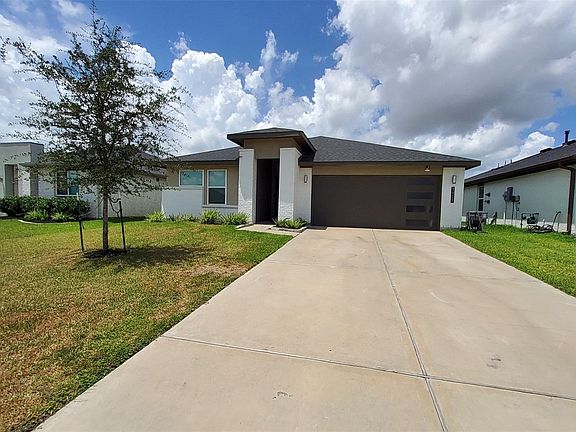 3rd image of 3922 Elk Creek Ct