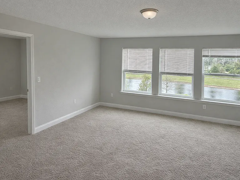135 Fresnel Ln — Photo 11