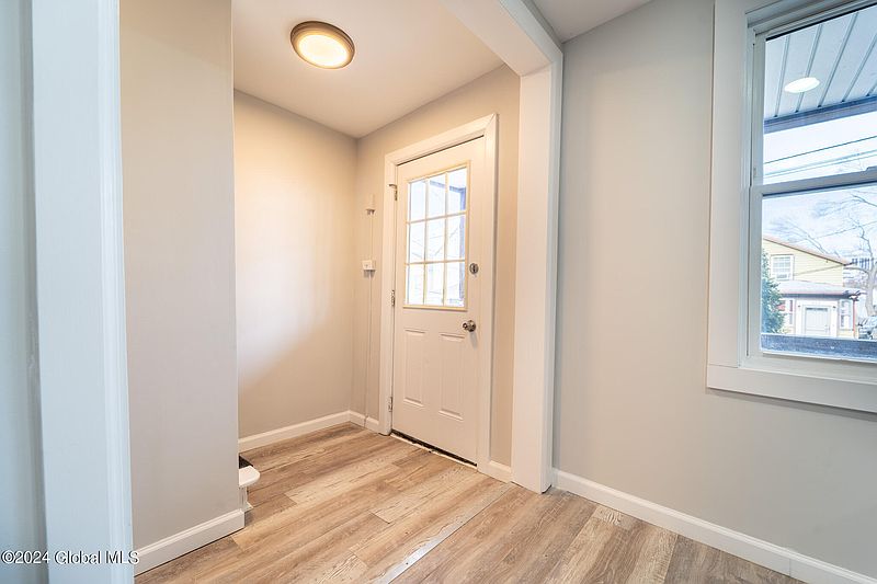 2nd image of 822 2nd Street