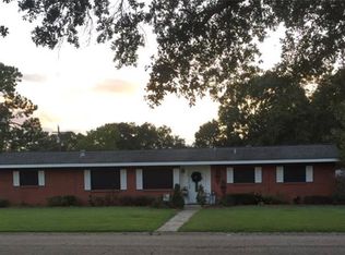 307 Crail St, Jennings, LA 70546