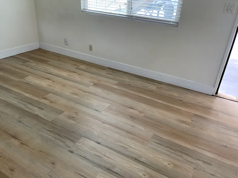 1300 Elizabeth Ave — Photo 6