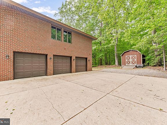 4th image of 6975 Haven Pl