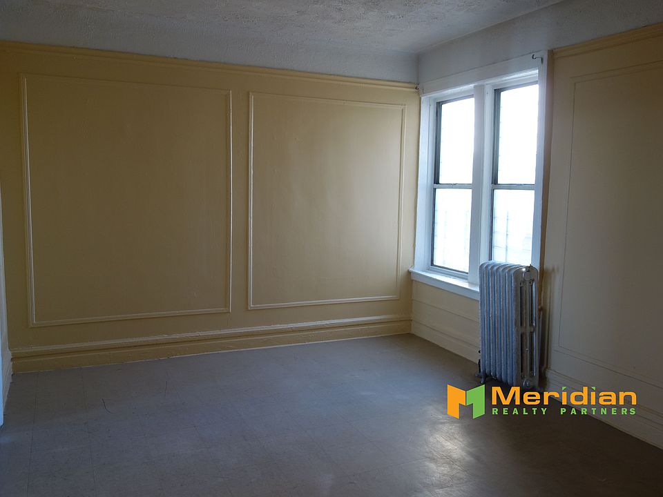 2nd image of 1878 Harrison Ave APT 3F
